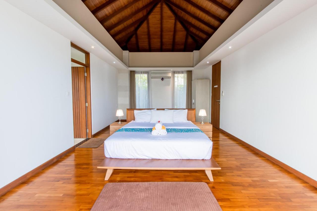 Villa VIVO E by Bali Prime Hospitality Ungasan Esterno foto